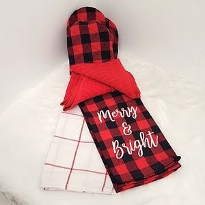 Tidings+Traditions Two Towels 2 Mini Mits 2 Dish Cloths Red & Black Plaid (NWT)